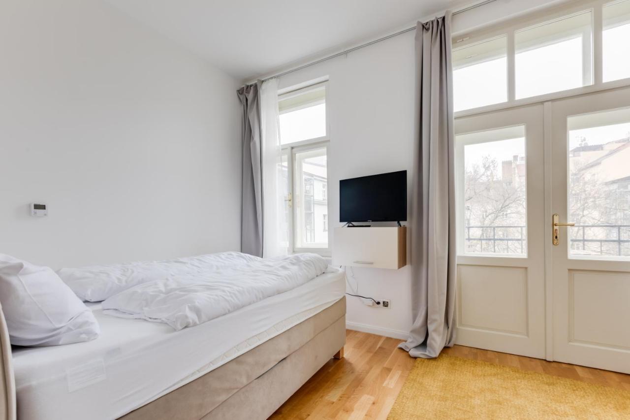 Jt'S Apartments Spanelska Str. 프라하 외부 사진